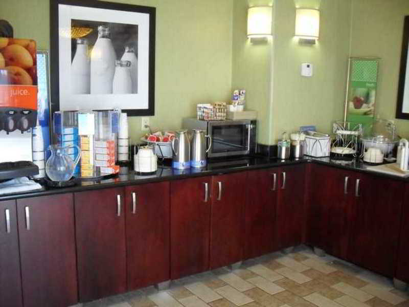 Hampton Inn Perry Restaurant foto